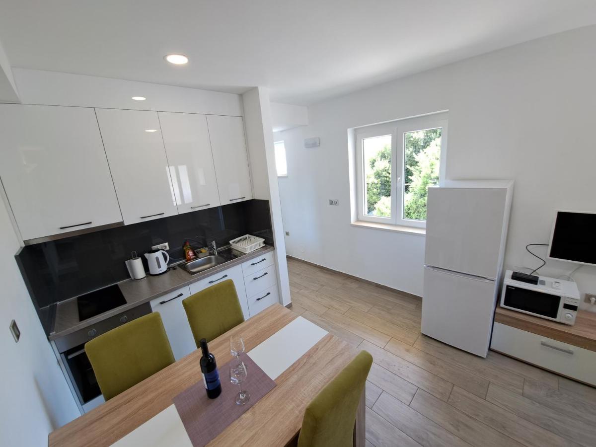 Apartments Sisevic - Comfort Apartments With Balconies And Sea View سلانو المظهر الخارجي الصورة